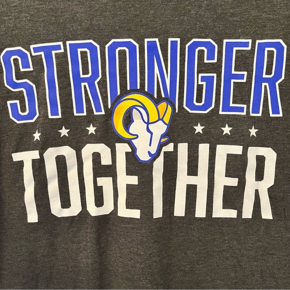 CLOSING SALE!
Los Angeles Rams Football Team Fan T-Shirt - Picture 3 of 5